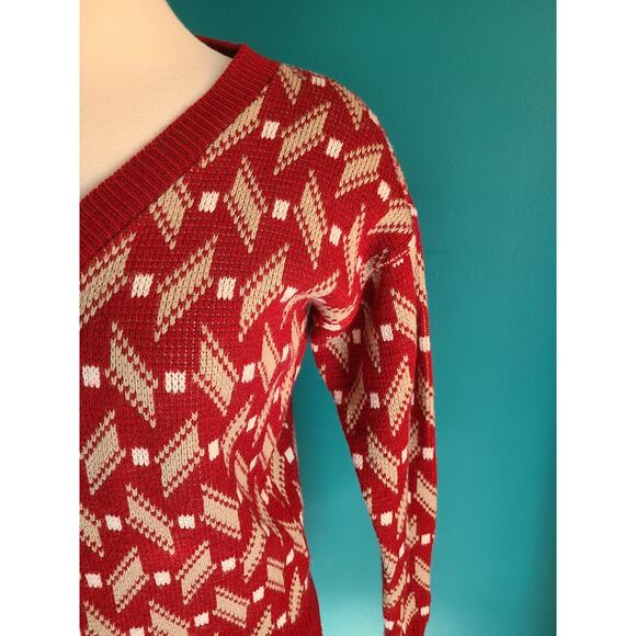 1970s Vintage Red Knit Sweater Retro Geometric V-Neck Pullover Size Medium - Picture 2 of 6